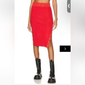 💥💥SALE!!💥💥 Superdown Kristy Red Ribbed Snap Button-Detail knee length Skirt